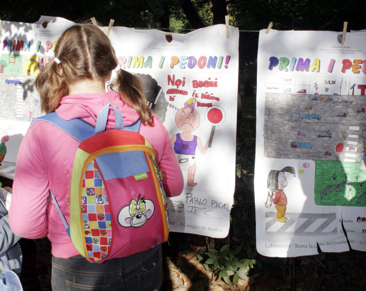 Calvi dell'Umbria, i bambini della scuola dell'infanzia superano l'esame e ottengono la "patente di pedoni"