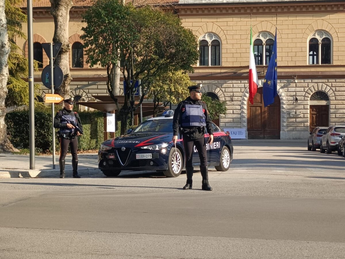 Foligno, arrestato 46enne per molestie sessuali a due bambine