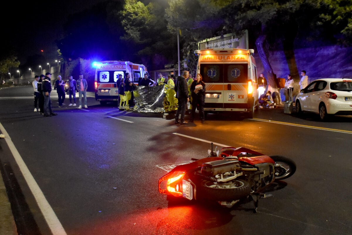 Tragico incidente in scooter a Tuoro: morto 42enne