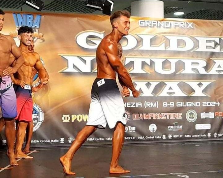 Gubbio protagonista a Pomezia: Alessandro Cambiotti brilla al Gran Premio di Bodybuilding. Conquistata la medaglia d'argento