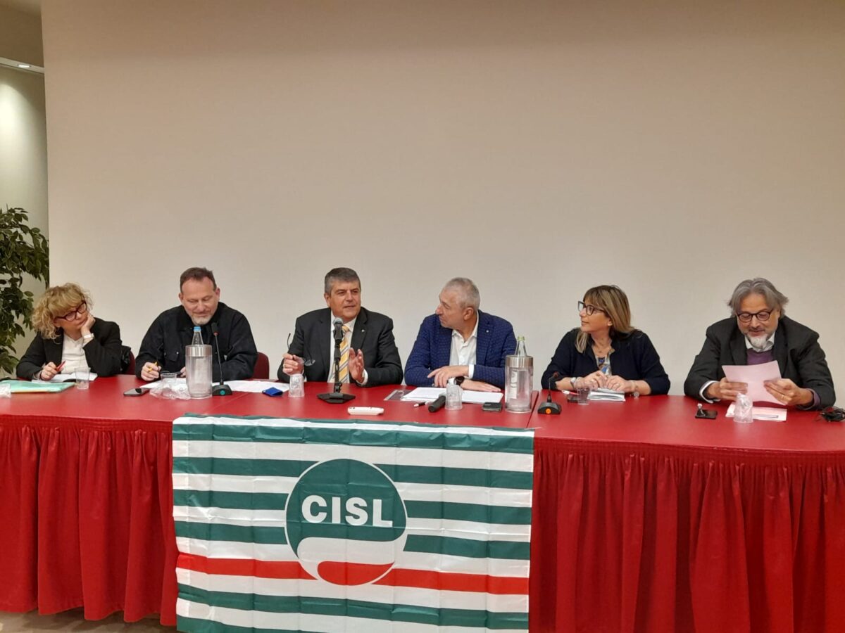 La Cisl Umbria lancia un patto di territorio con istituzioni e associazioni datoriali. Manzotti: "Accordo per il bene comune".