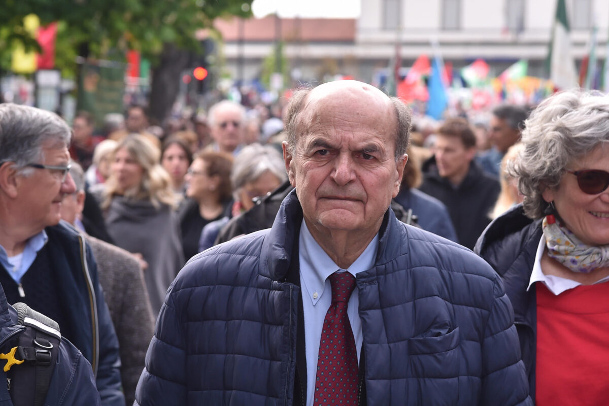 Elezioni in Umbria, il Partito democratico punta sui grandi nomi. Domani Bersani e Zingaretti in tour, ieri Colau da Barcellona