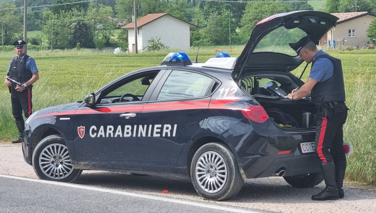 Gubbio, minaccia la madre e viene arrestato per estorsione