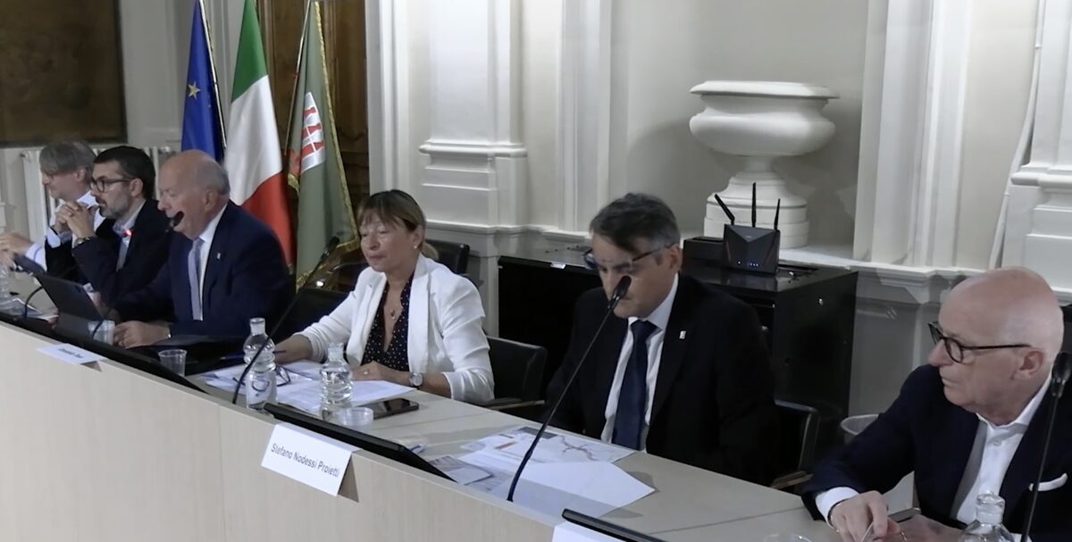 Terni boccia il piano regionale dei trasporti con polemica: "Noi ignorati, è peruginocentrico"