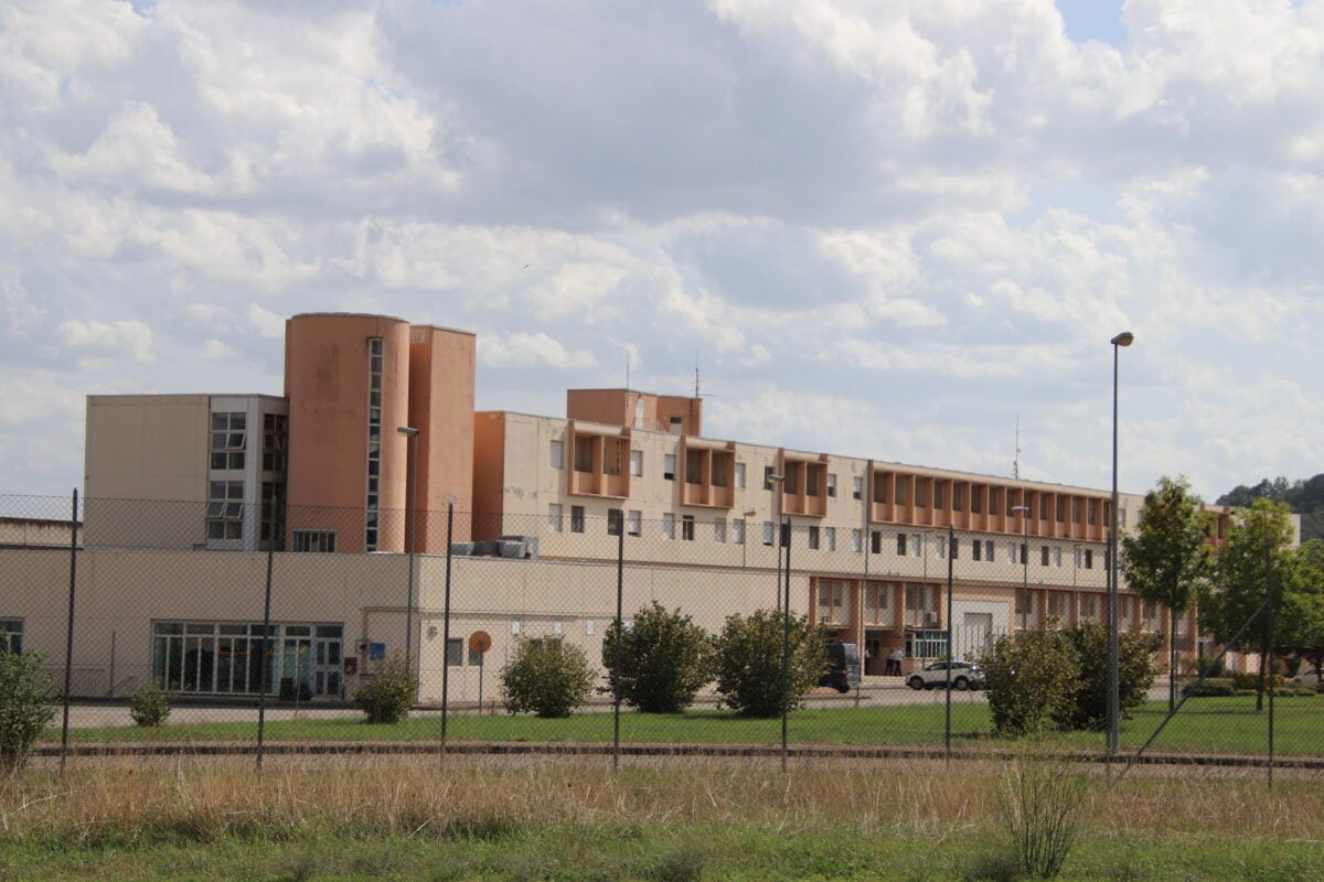 Sottani visita il carcere di Capanne, il più affollato dell'Umbria. Metà dei detenuti ha problemi di tossicodipendenza