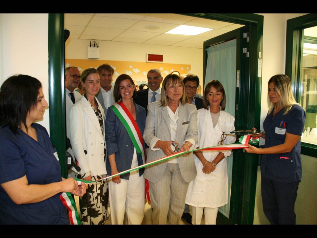 Ospedale di Perugia, inaugurata nuova area di terapia critica per neonati e bambini