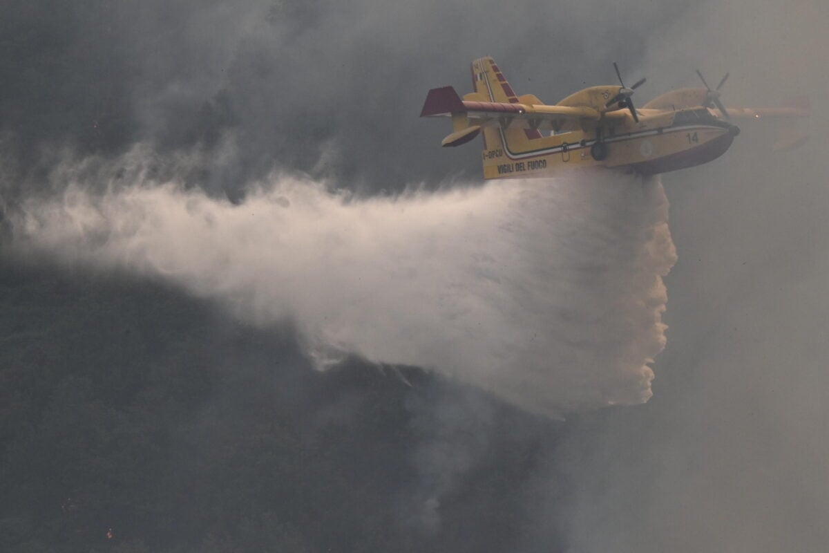 Umbria in fiamme, a Spoleto ennesimo incendio boschivo