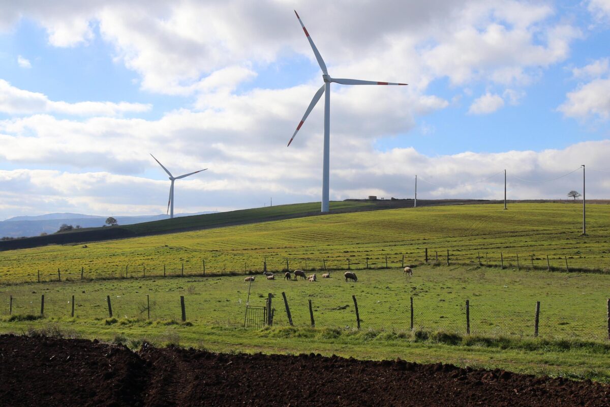 Eolico, nasce a Gubbio primo progetto in Italia di comunità energetica rinnovabile 