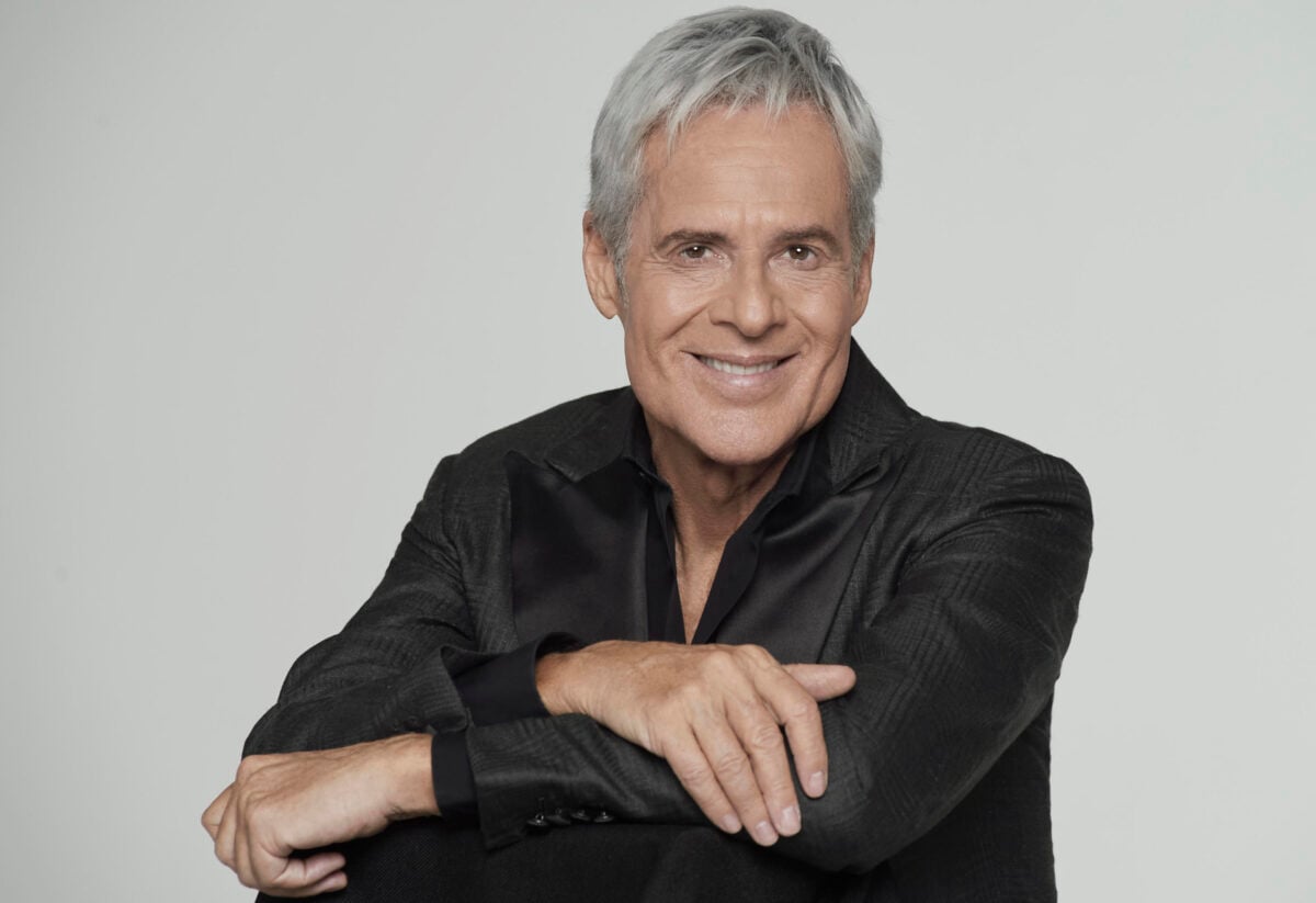 Claudio Baglioni sceglie l'Umbria. Decolla dal Lyrick di Assisi il nuovo tour "Piano di volo soloTRIS"