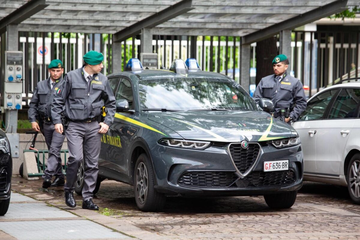 Si conclude con due arresti un'operazione internazionale della Guardia di Finanza di Perugia