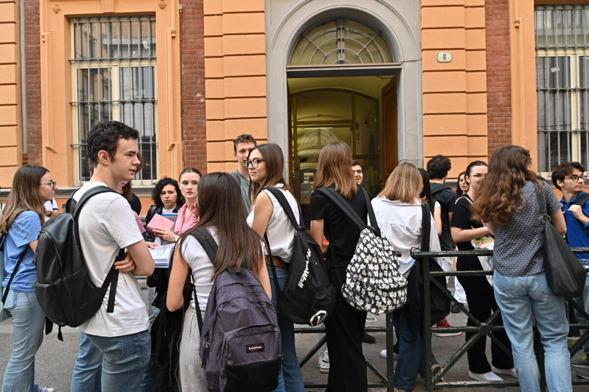 Studente bocciato all’esame di maturità, il Tar lo riammette