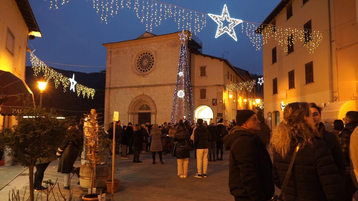 Cascia inaugura i mercatini di Natale con il Christmas Wonder Village