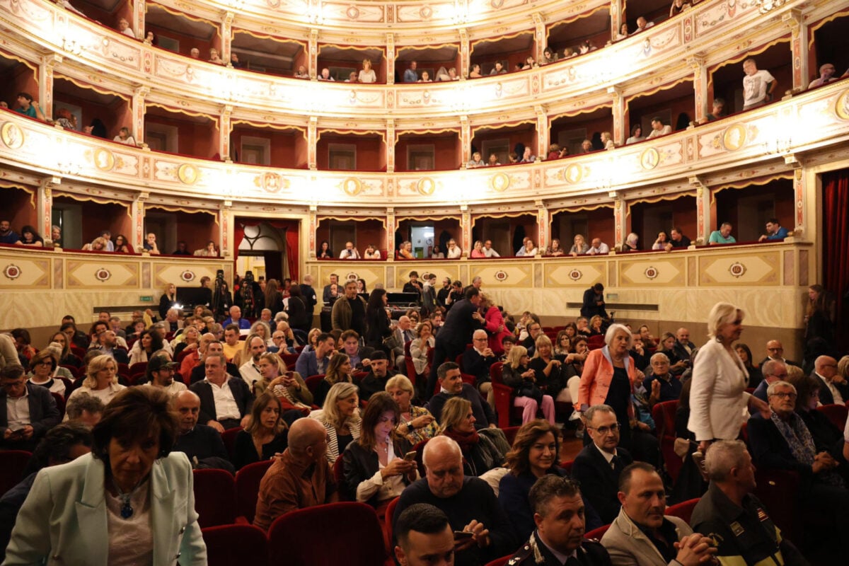 Dopo i lavori, il Teatro Comunale di Todi riapre le sue porte