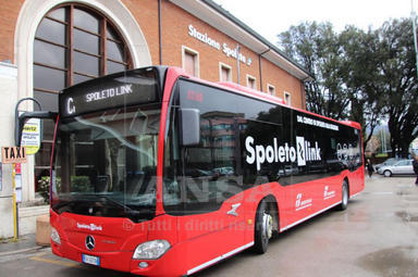 “Portoghesi” sui bus: a Perugia interventi della polizia per multare gli evasori