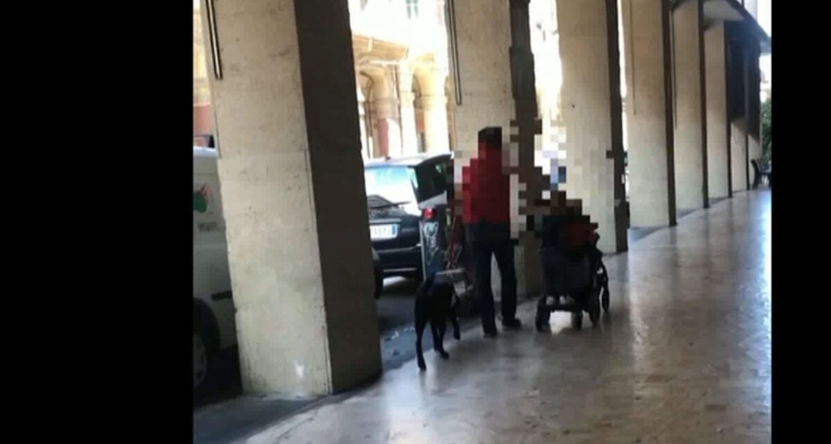 Passeggiate, mercato e pista da ballo, ma per l’Inps era cieco