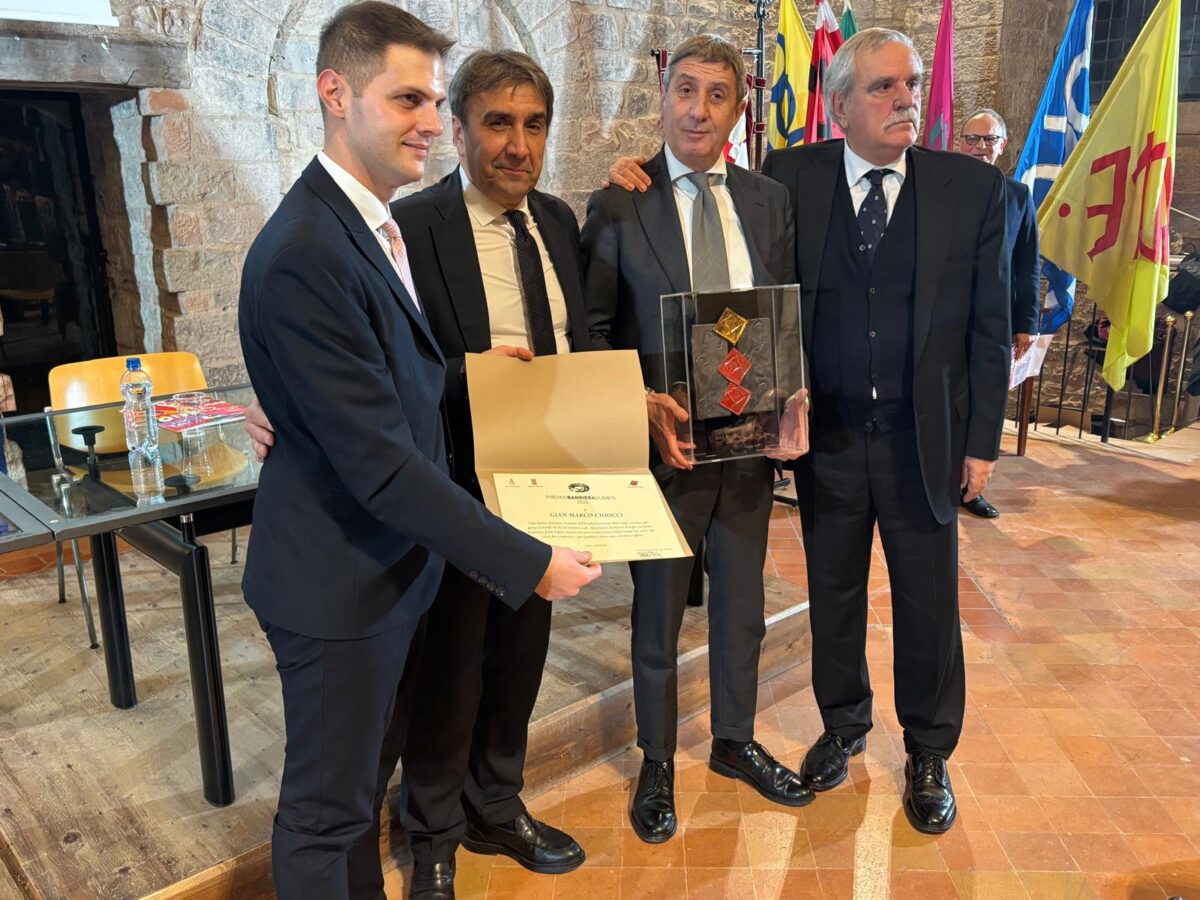 Gian Marco Chiocci e il legame indissolubile con Gubbio: il suo discorso al Premio Bandiera